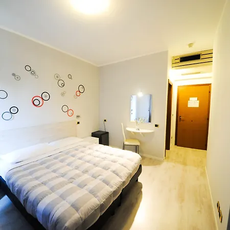 Hp Fly Bologna 酒店 凯尔代拉拉蒂雷诺